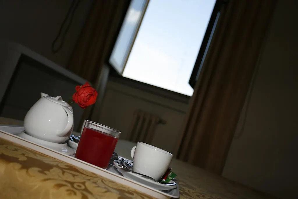 Hotel Adler Milano 3*,  Italia