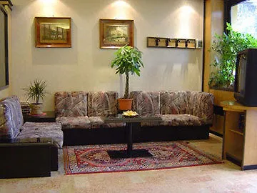 Hotel Adler Милан